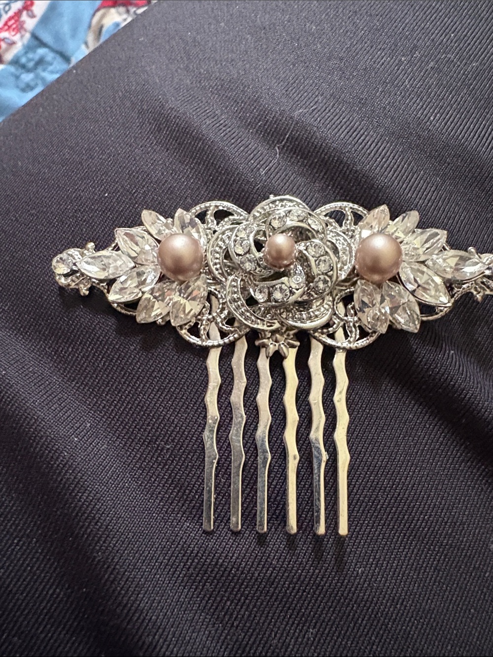 Elegant Silver Rhinestone and Pearl Hair Comb